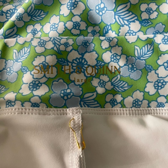 NWT Smith & Quinn Mixed Print Floral Athletic Skort Preppy - Picture 5 of 7